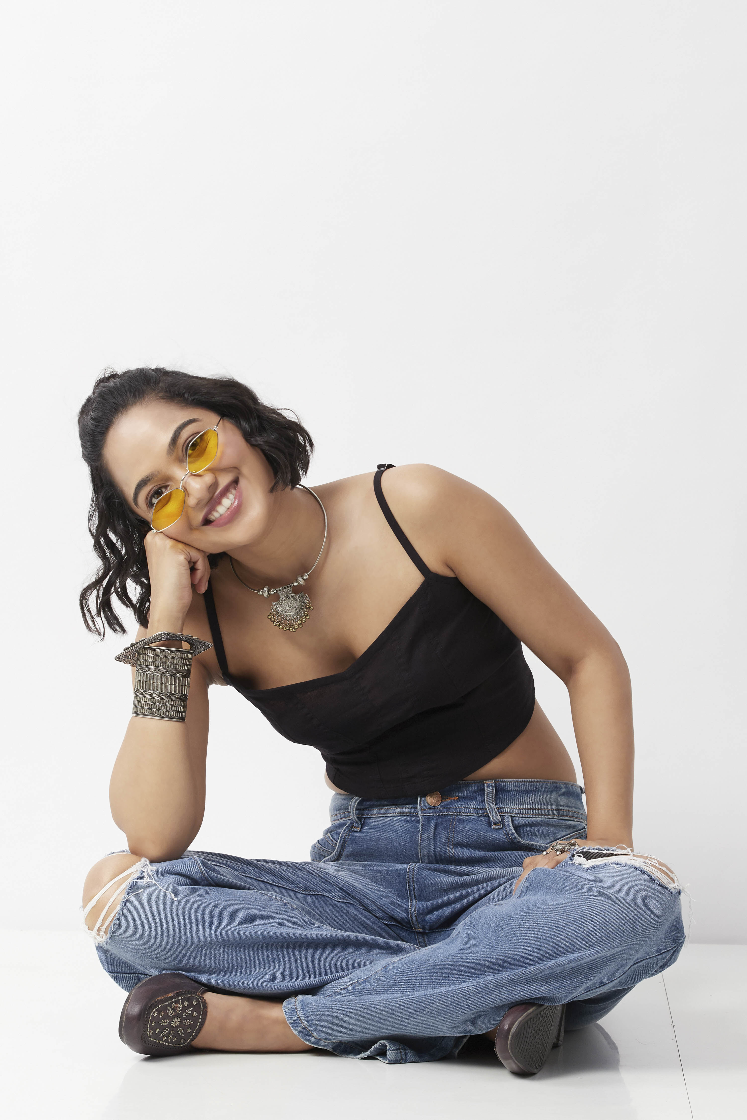 Black Cotton Fitted Strappy Crop Top image number 8