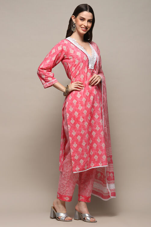 Pink Cotton Unstitched Suit set image number 7