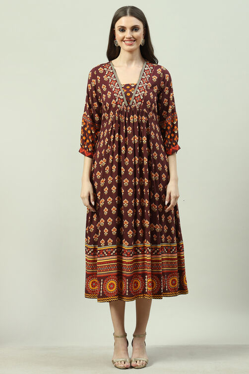 Brown LIVA Flared Printed Dress image number 5