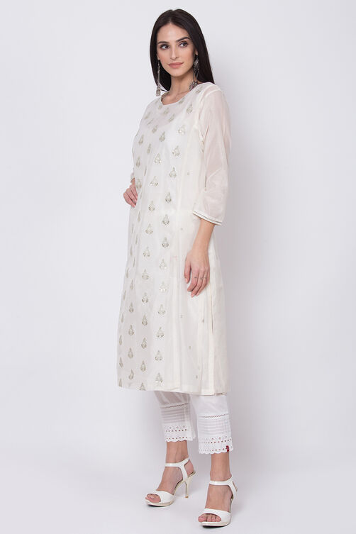 Yellow Poly Cotton A-Line Embroidered Kurta image number 2