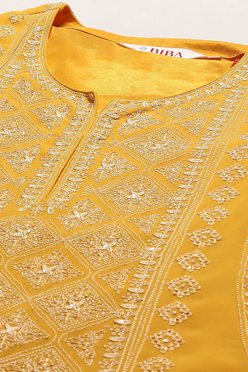 Yellow Polyester Straight Suit Set image number 1