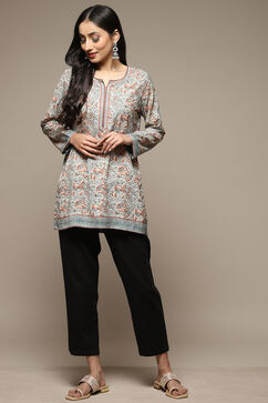 Teal Cotton Blend Printed Kurti image number 3