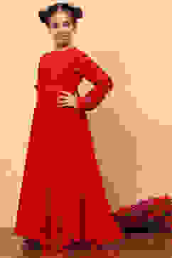 Red Jacquard Floral Self-Design Gathered Festive Gown image number 4