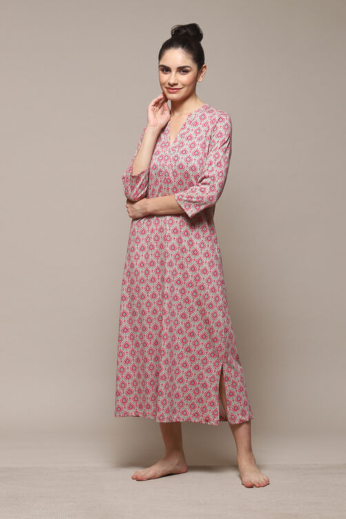 Off White & Pink Cotton Printed Sleepwear image number 2