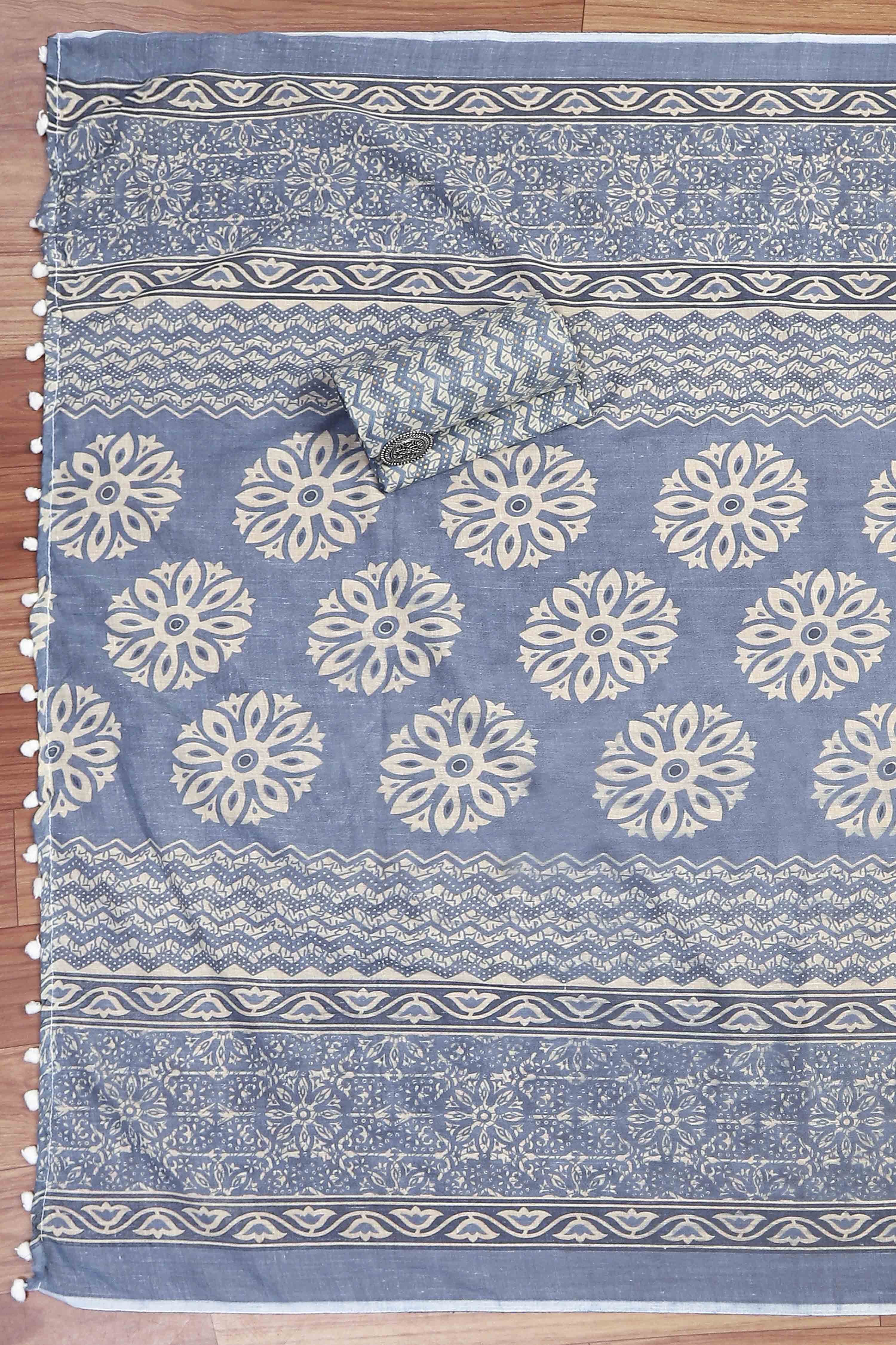Blue Cotton Unstitched Suit Set image number 3