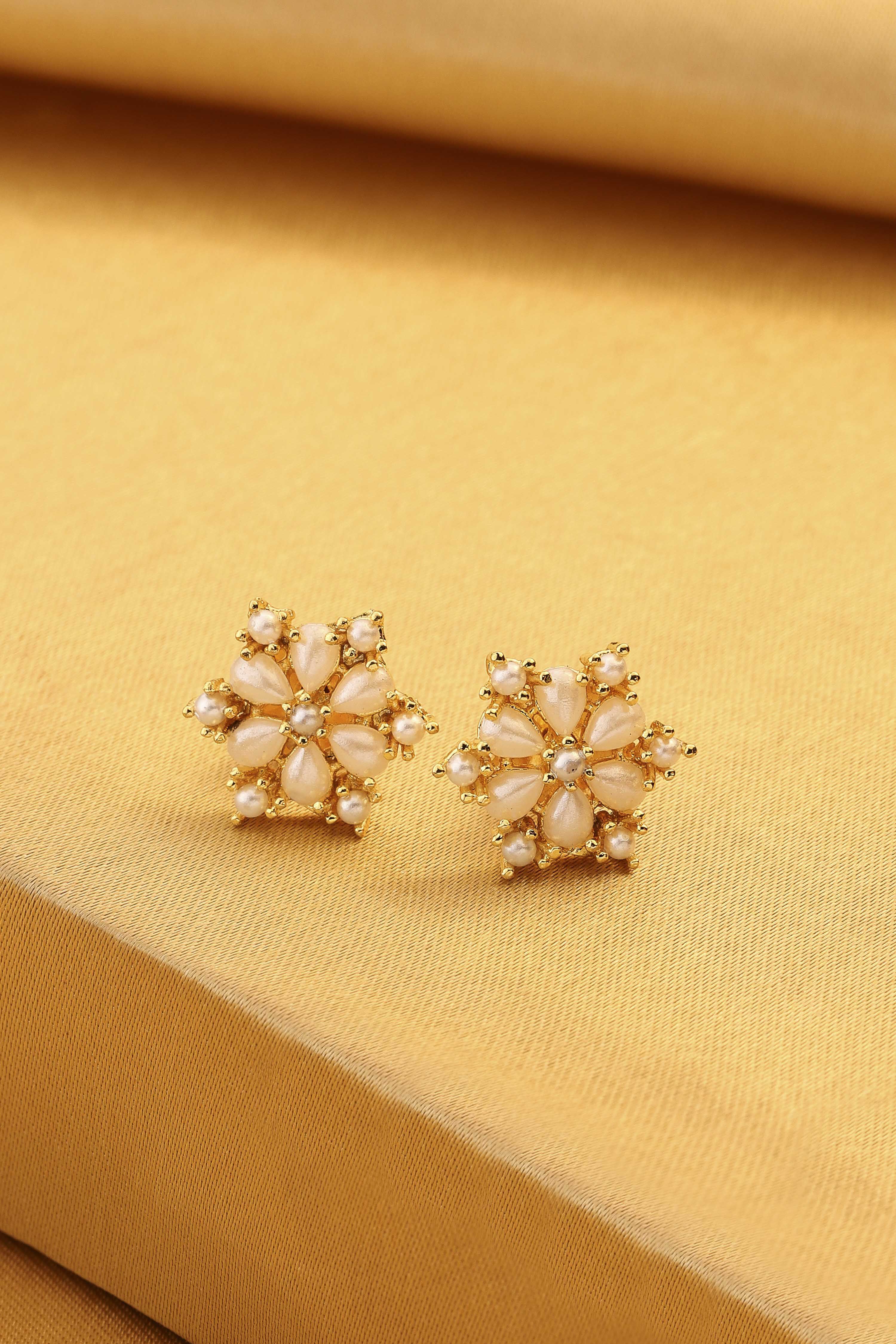 Pearl Brass Gold-Plated Stud Earrings image number 0