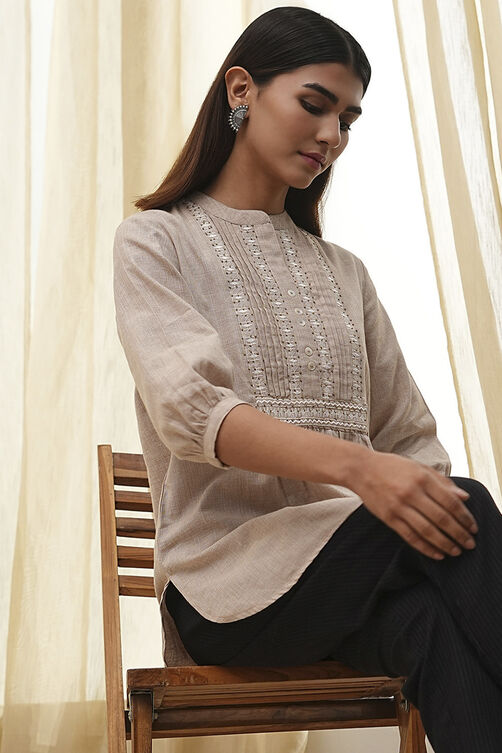 Black Cotton Yarn-Dyed Short Straight Kurta image number 6