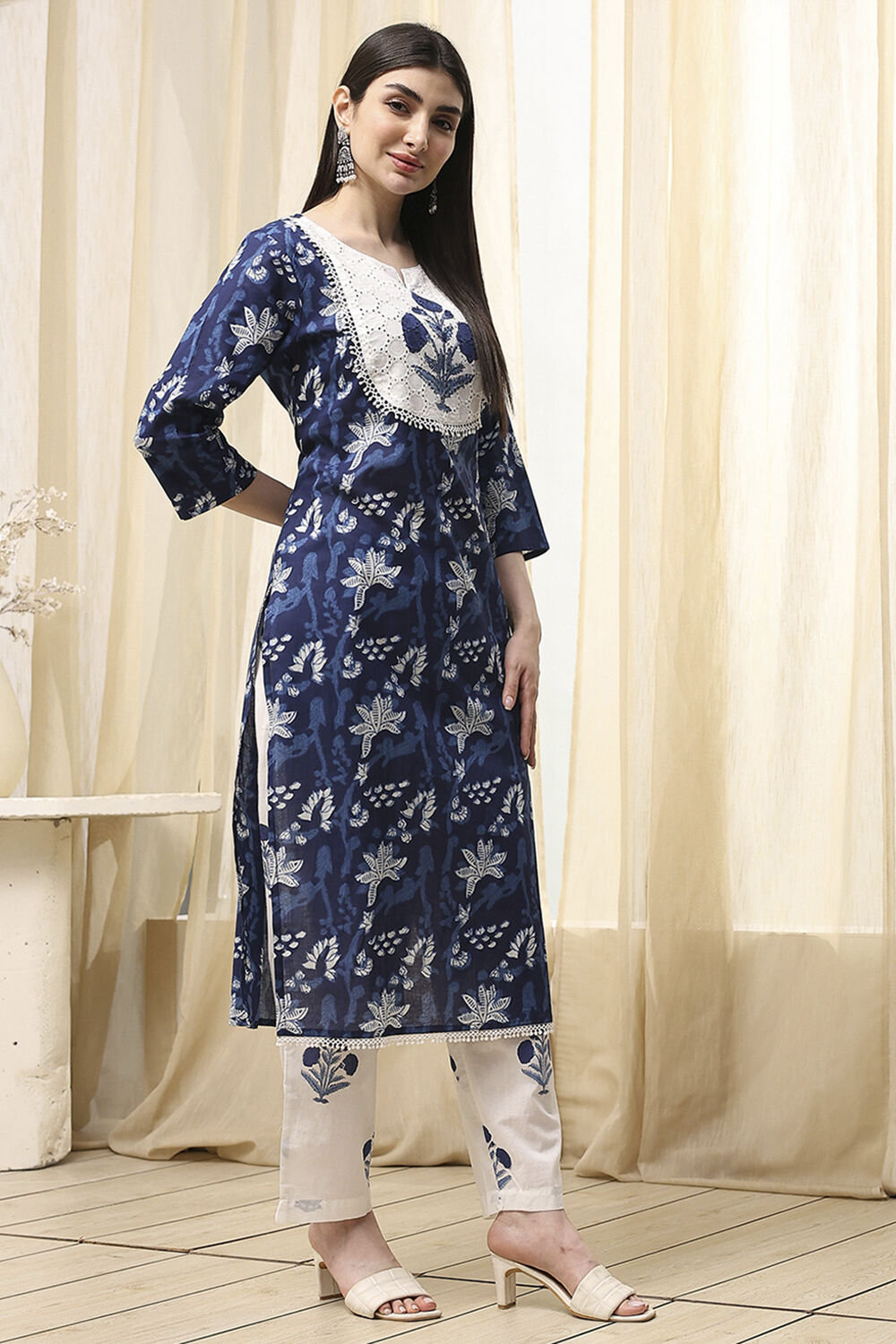 Blue Cotton Unstitched Suit Set image number 6