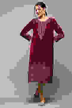 Maroon Poly Velvet Printed Straight Kurta image number 0