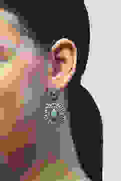 Turquoise Gold-Plated Kundan Studded Danglers image number 3