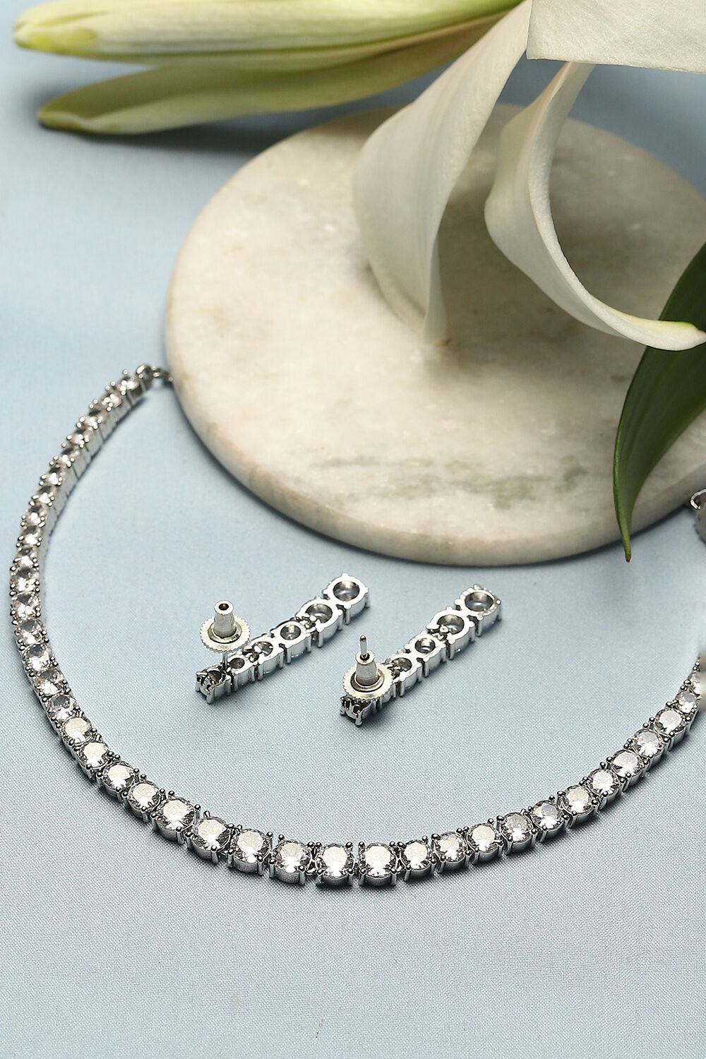 White Brass Necklace Set image number 2