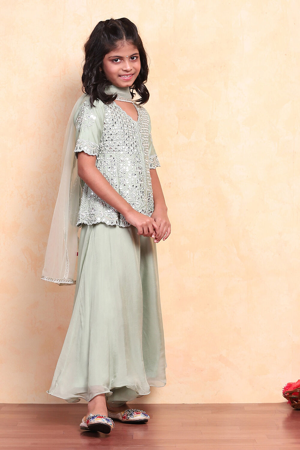 Green Viscose Blend Peplum Suit Set image number 5