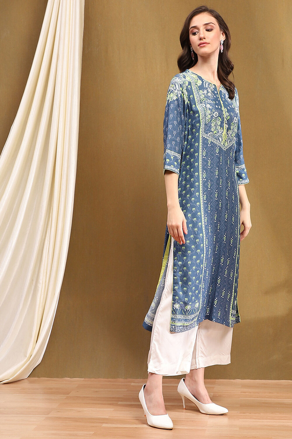 Indigo Rayon Straight Kurta image number 4