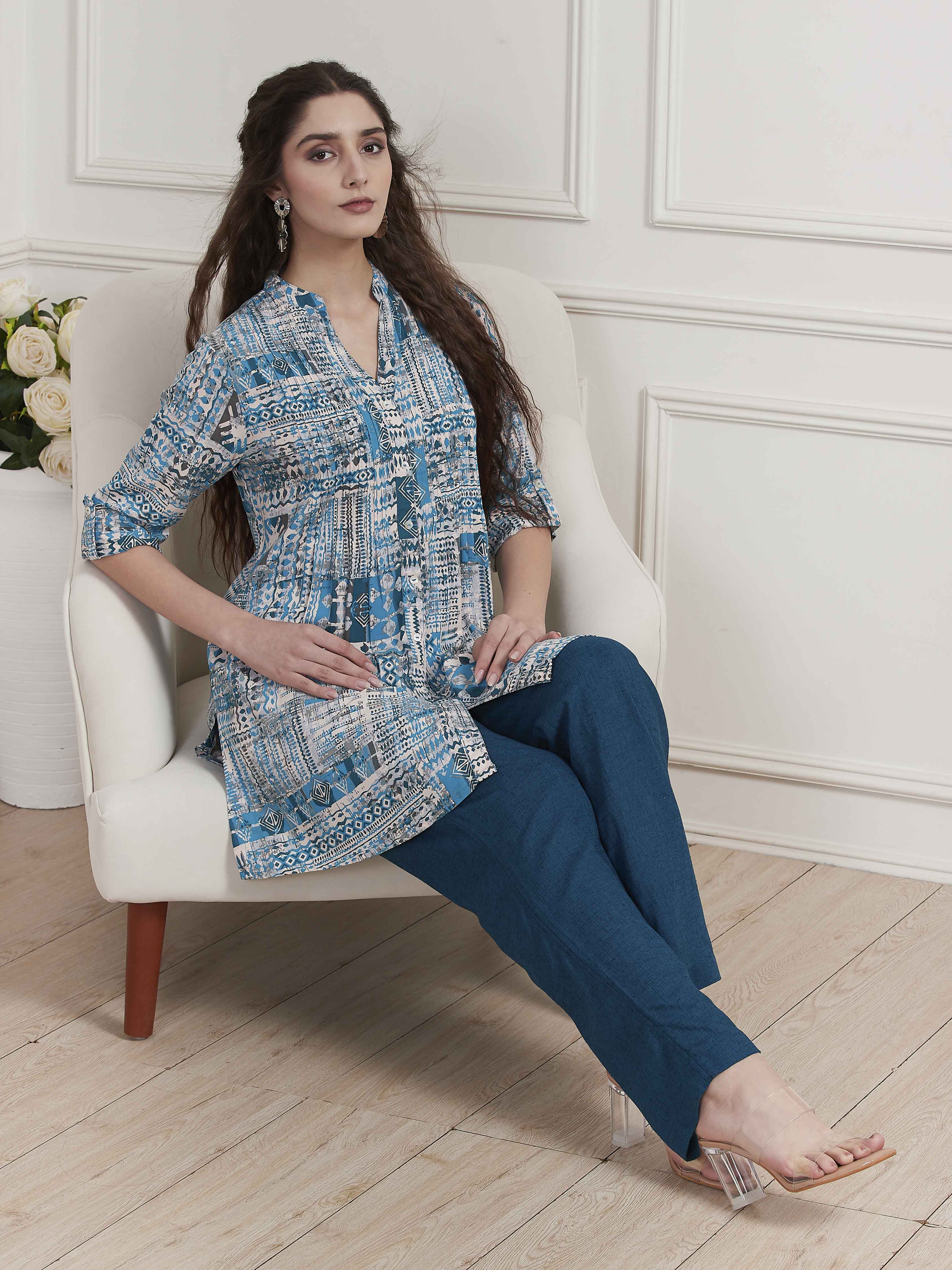 Teal Printed Pleated Shirt-Style Straight Short Kurta image number 0