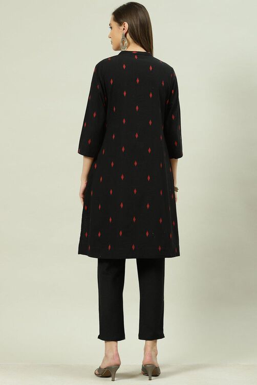 Black Printed Cotton Straight Kurta Slim Pant Suit Set image number 4