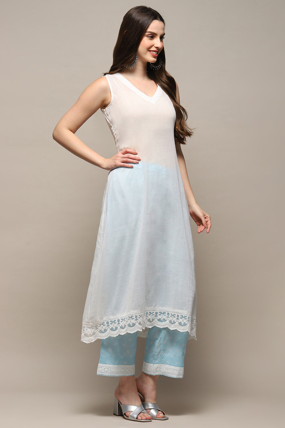 Off White Blue Cotton Straight Suit Set image number 8