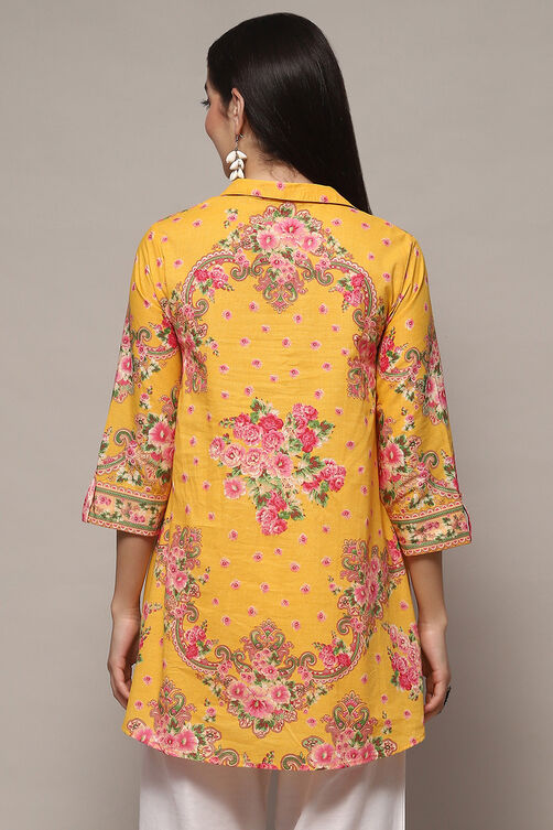 Yellow Cotton Straight Kurta image number 3