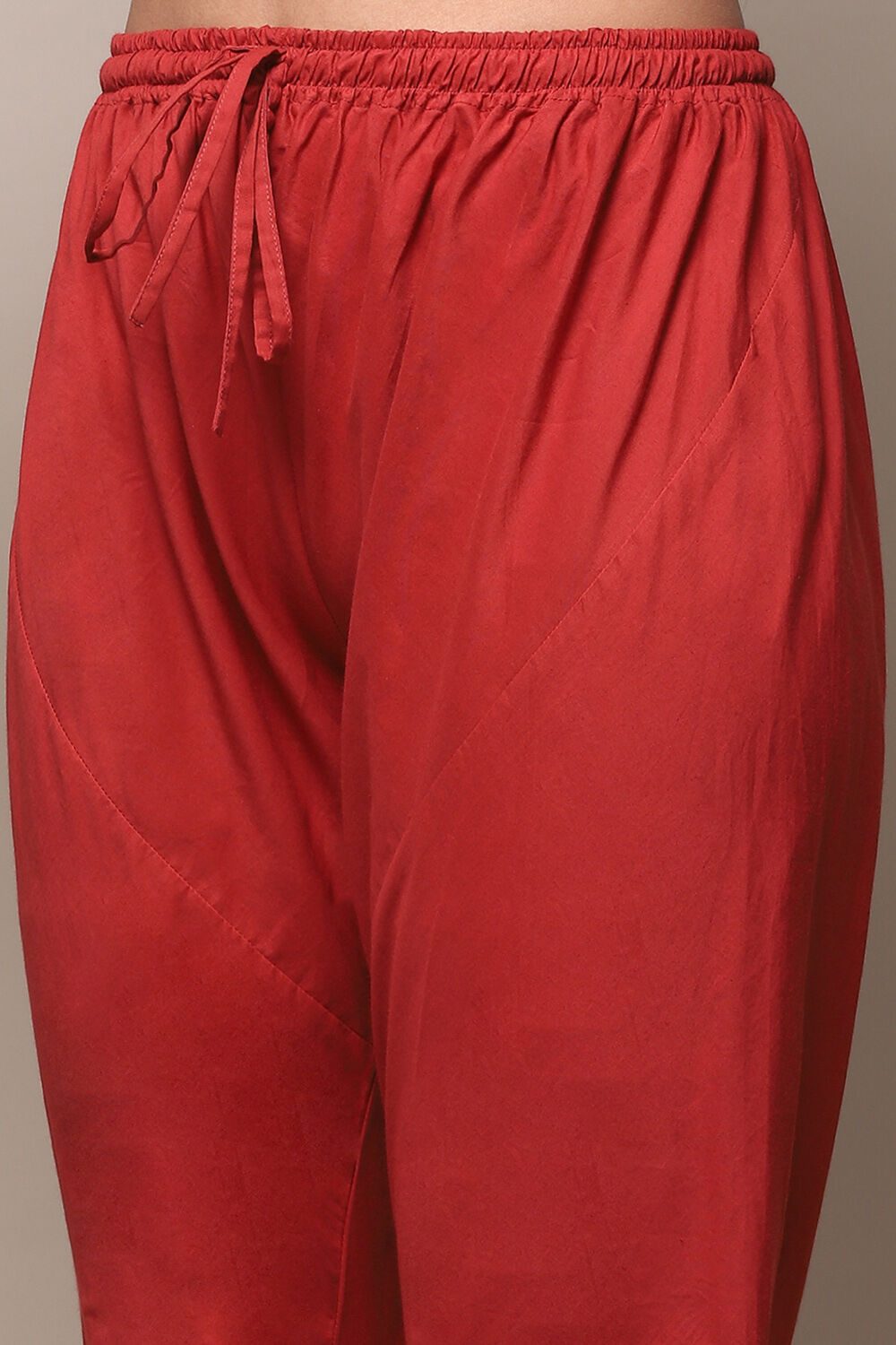 Red Cambric Fitted Kurta Churidar Suit Set image number 2