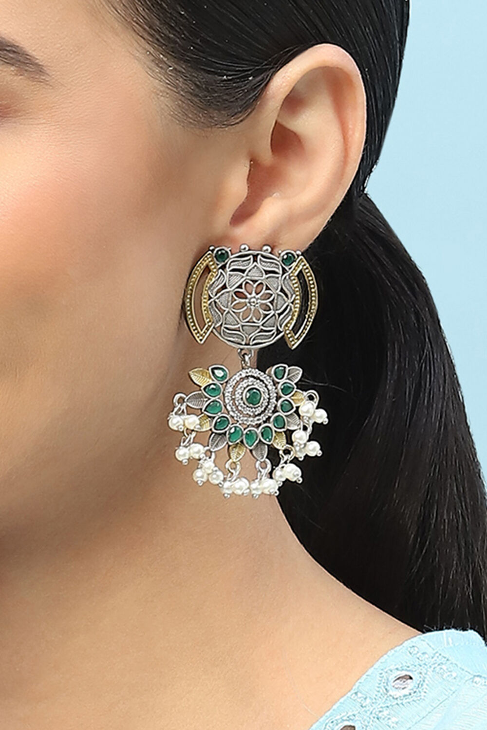 Green Gold Brass earrings image number 1