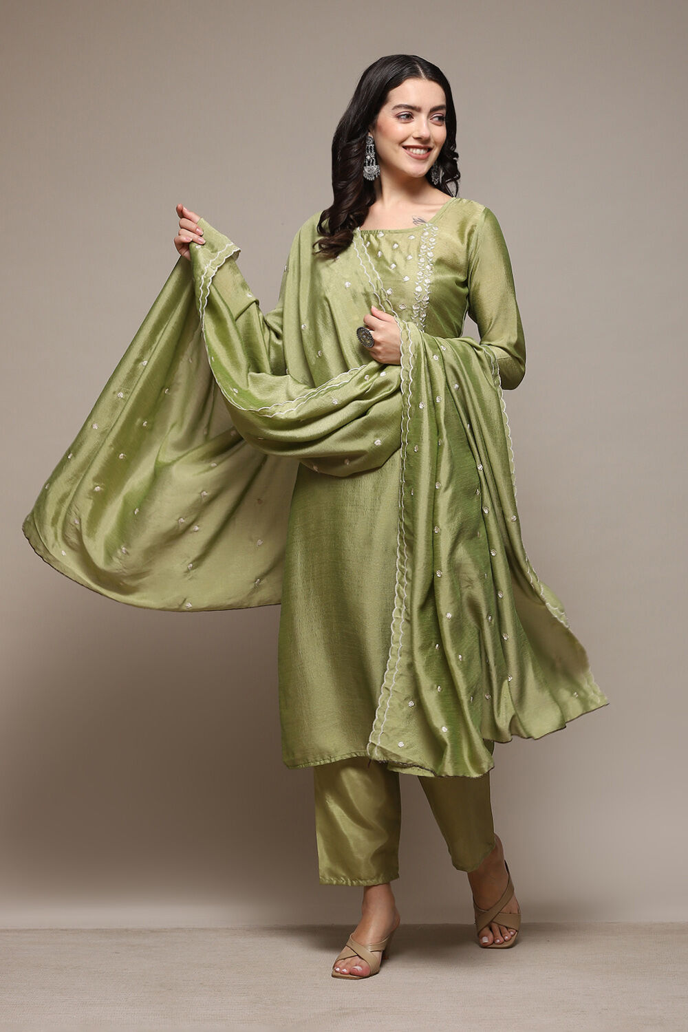 Biba olive discount green suit