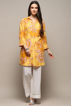 Yellow Rayon Straight Kurta image number 0