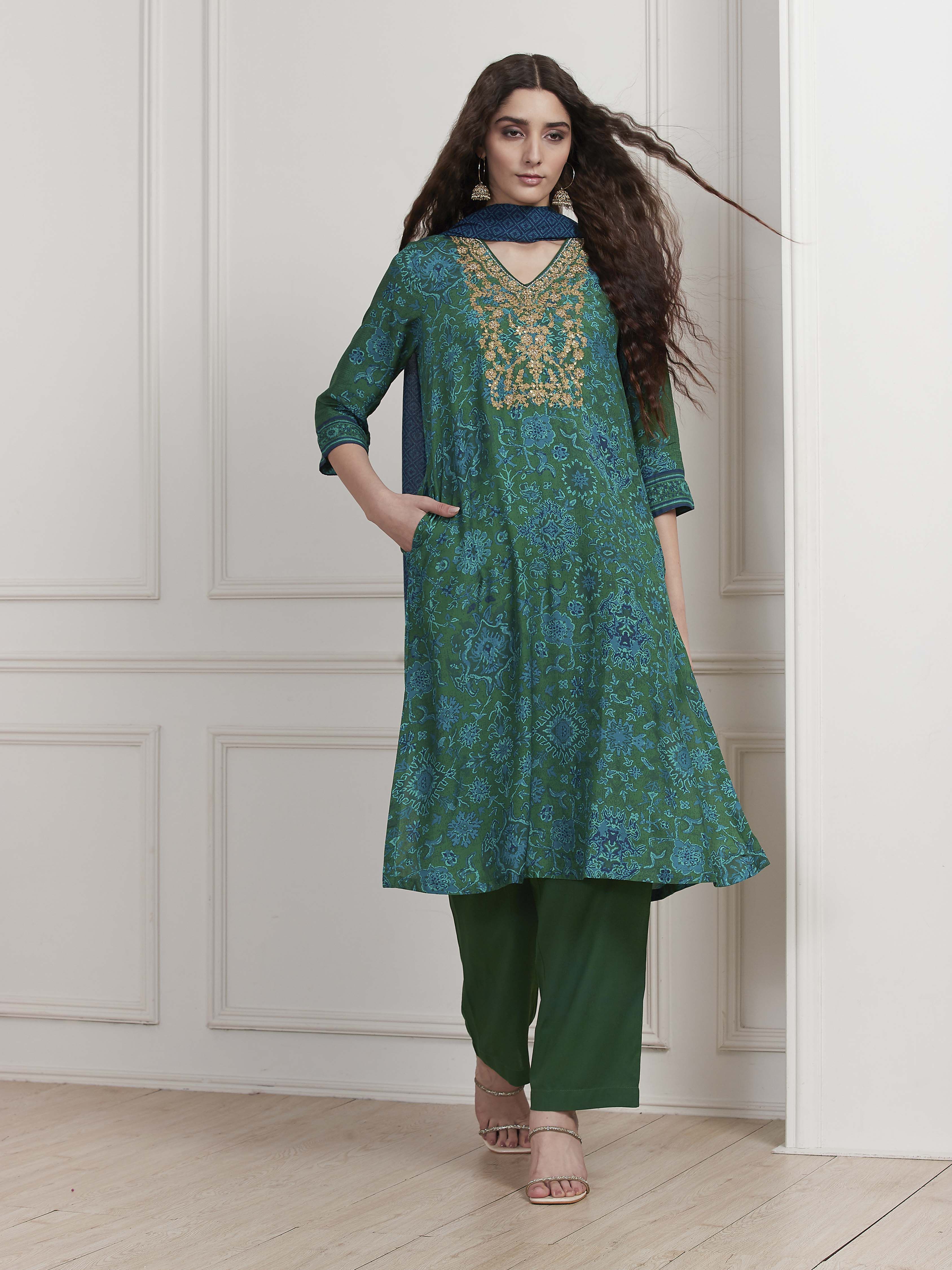 Green Modal Printed Straight Suit Set image number 7