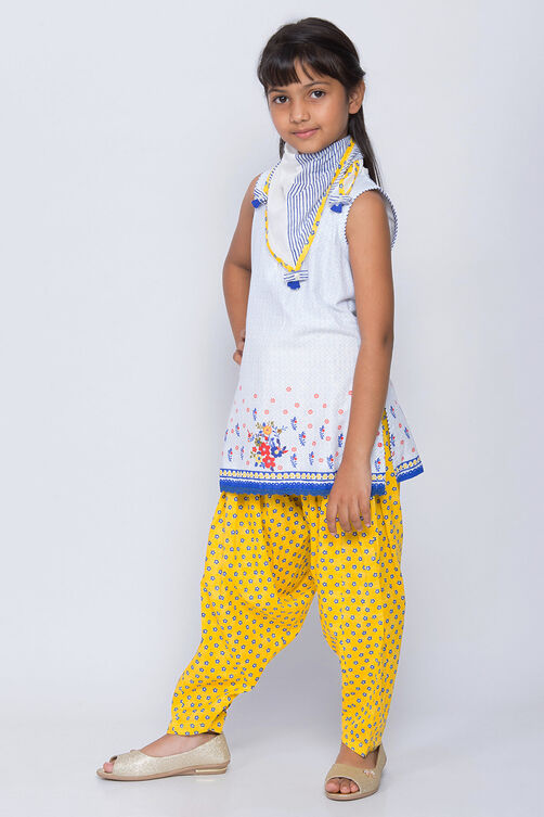 White And Yellow Cotton 3 Piece Set image number 2