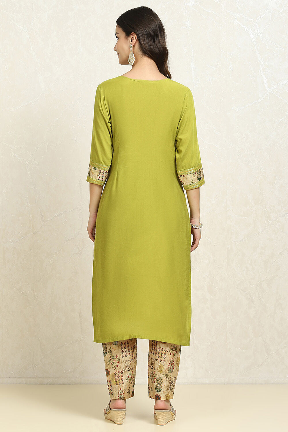 Maroon Cotton Handloom Unstitched Suit Set image number 5