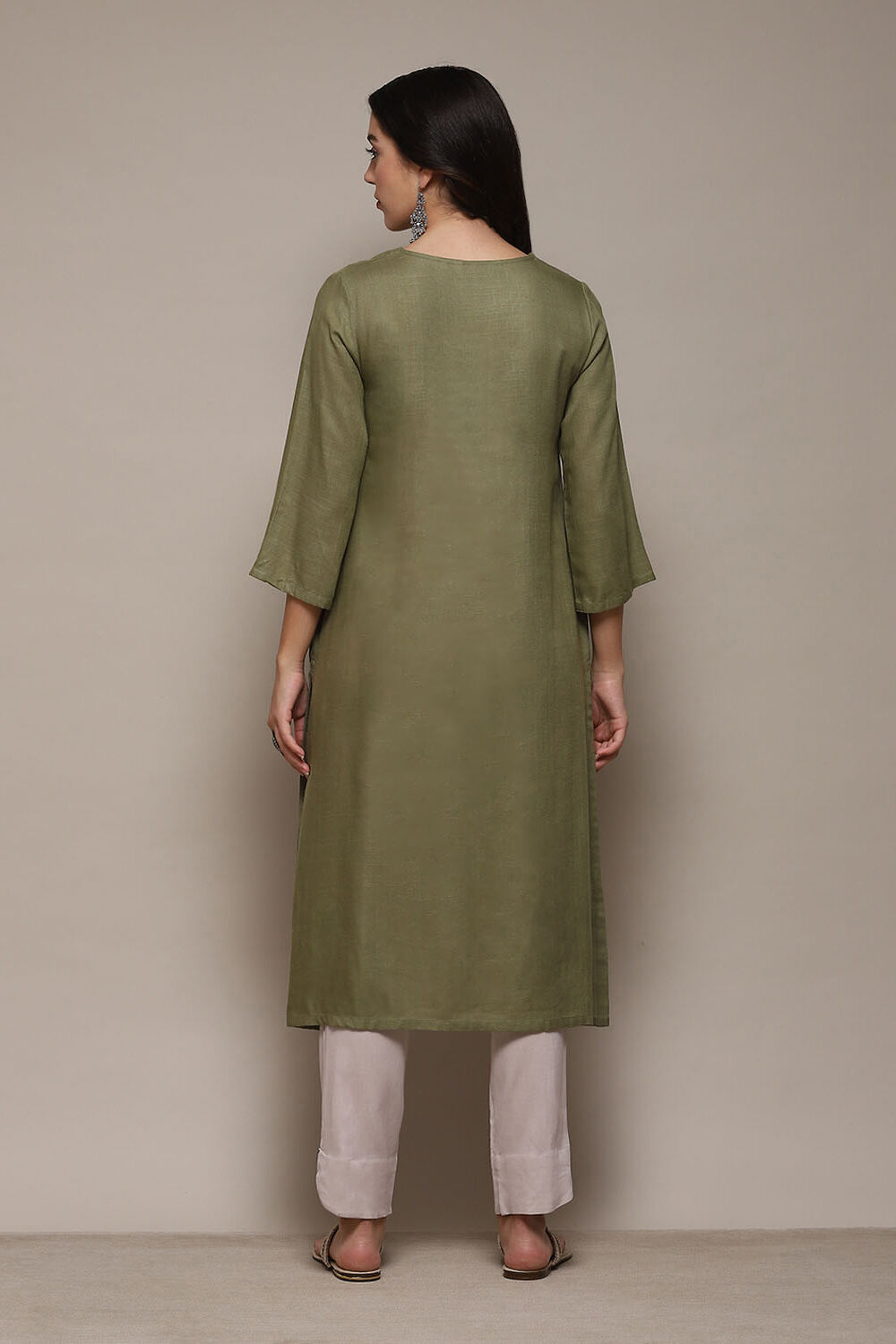 Pista Green Viscose Straight Solid Kurta image number 4
