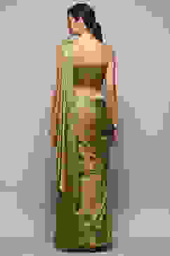 Green Pre-Draped Saree & A Stitched Blouse With Floral Prints image number 3