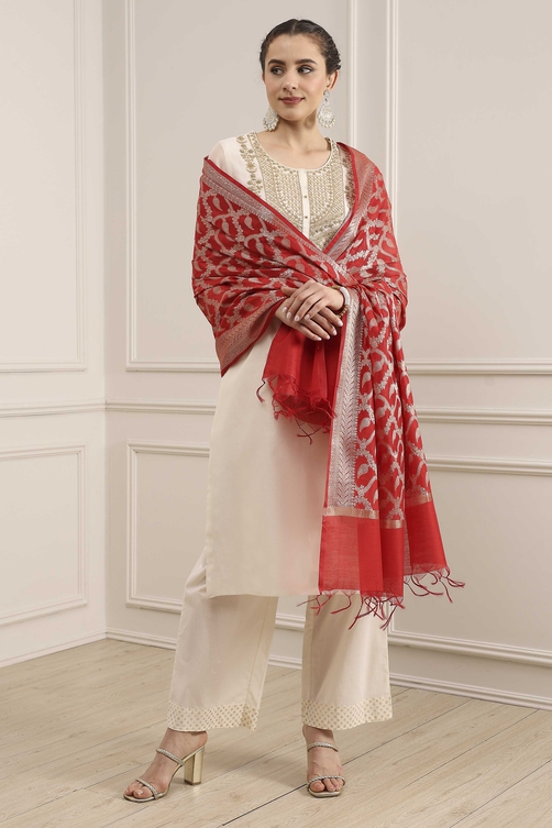 Red Polyester Yarndyed Dupatta image number 0