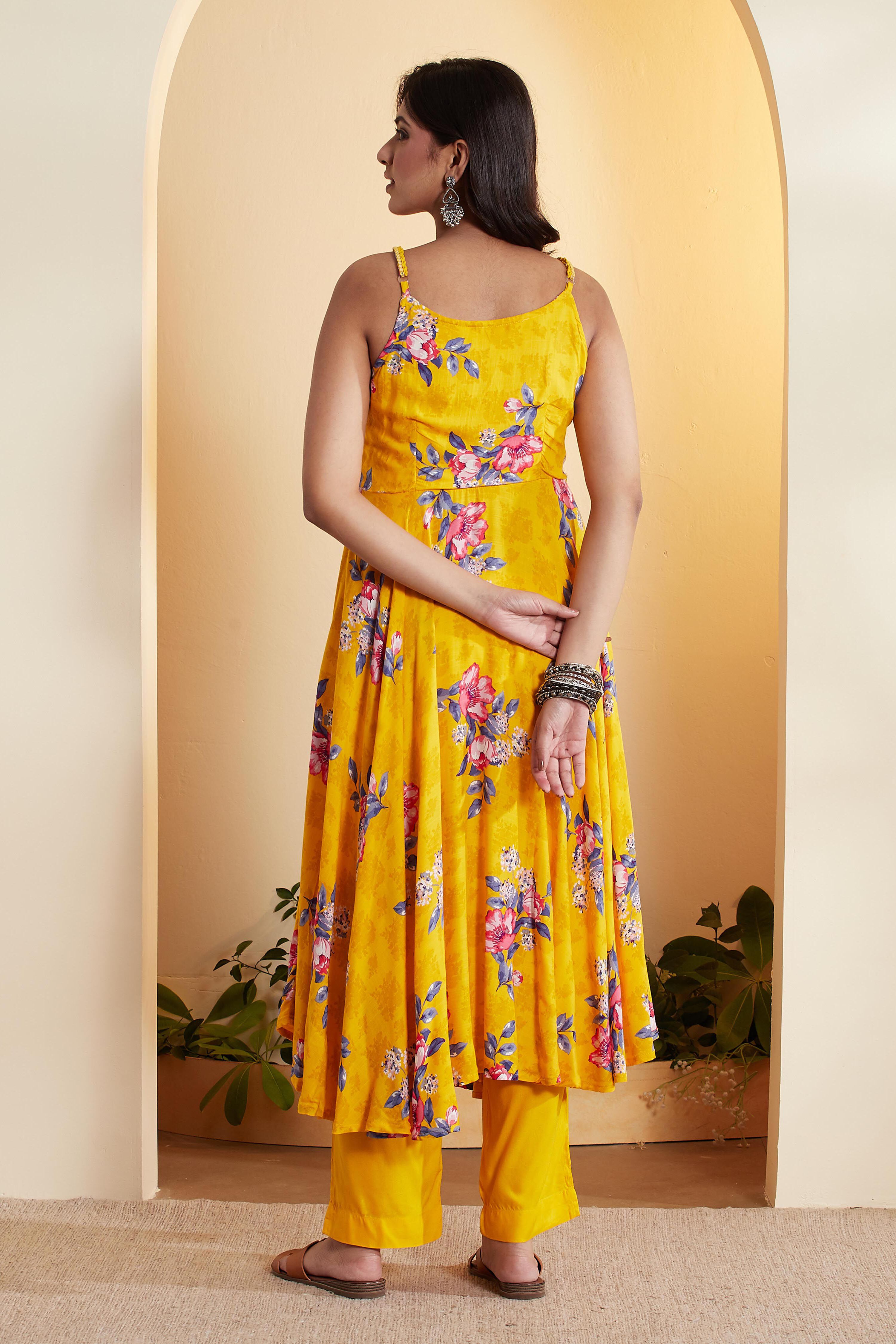 Yellow Viscose Rayon Straight Fusion Set image number 5