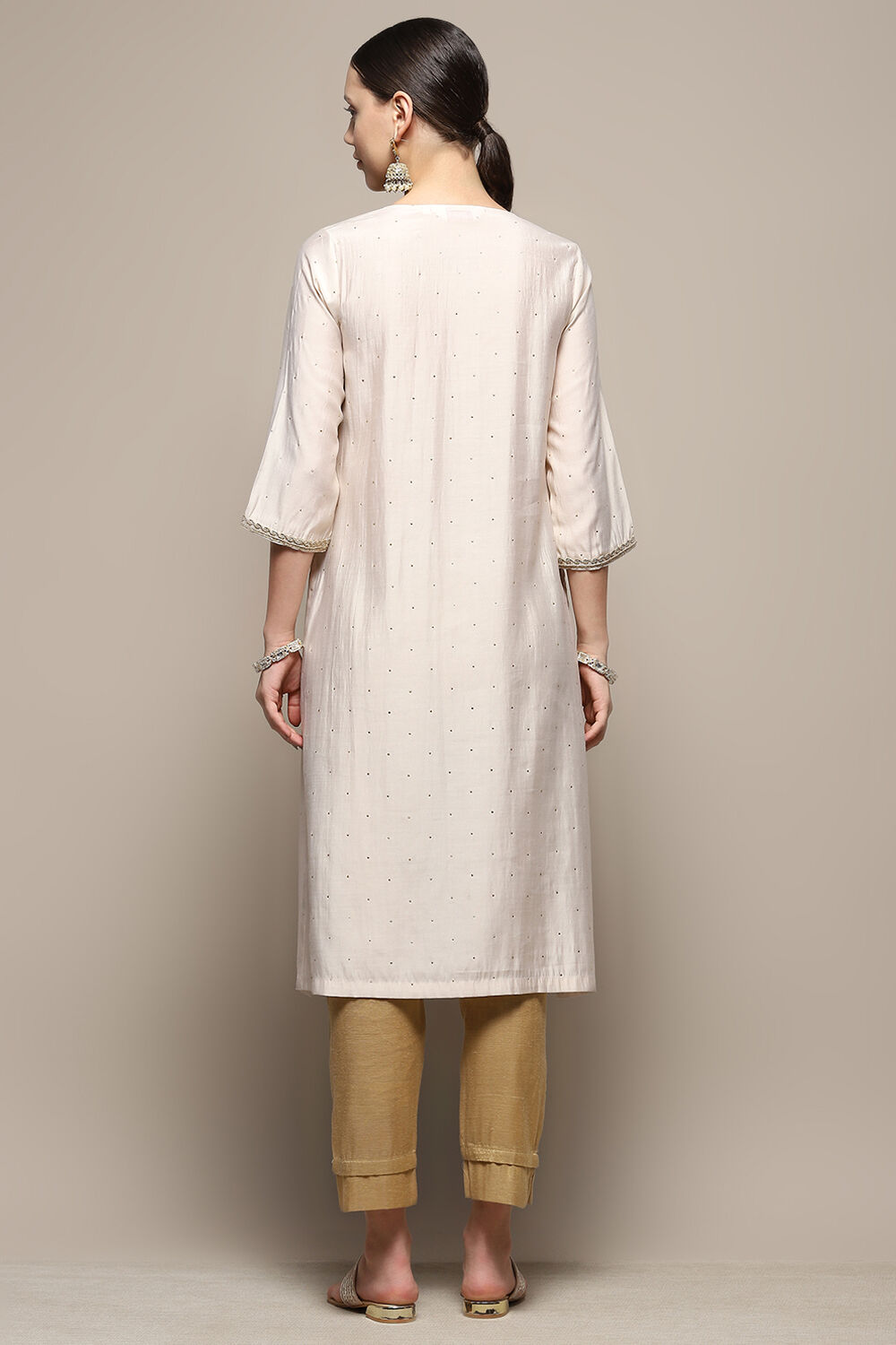 Beige Embellished Festive Straight Kurta image number 4