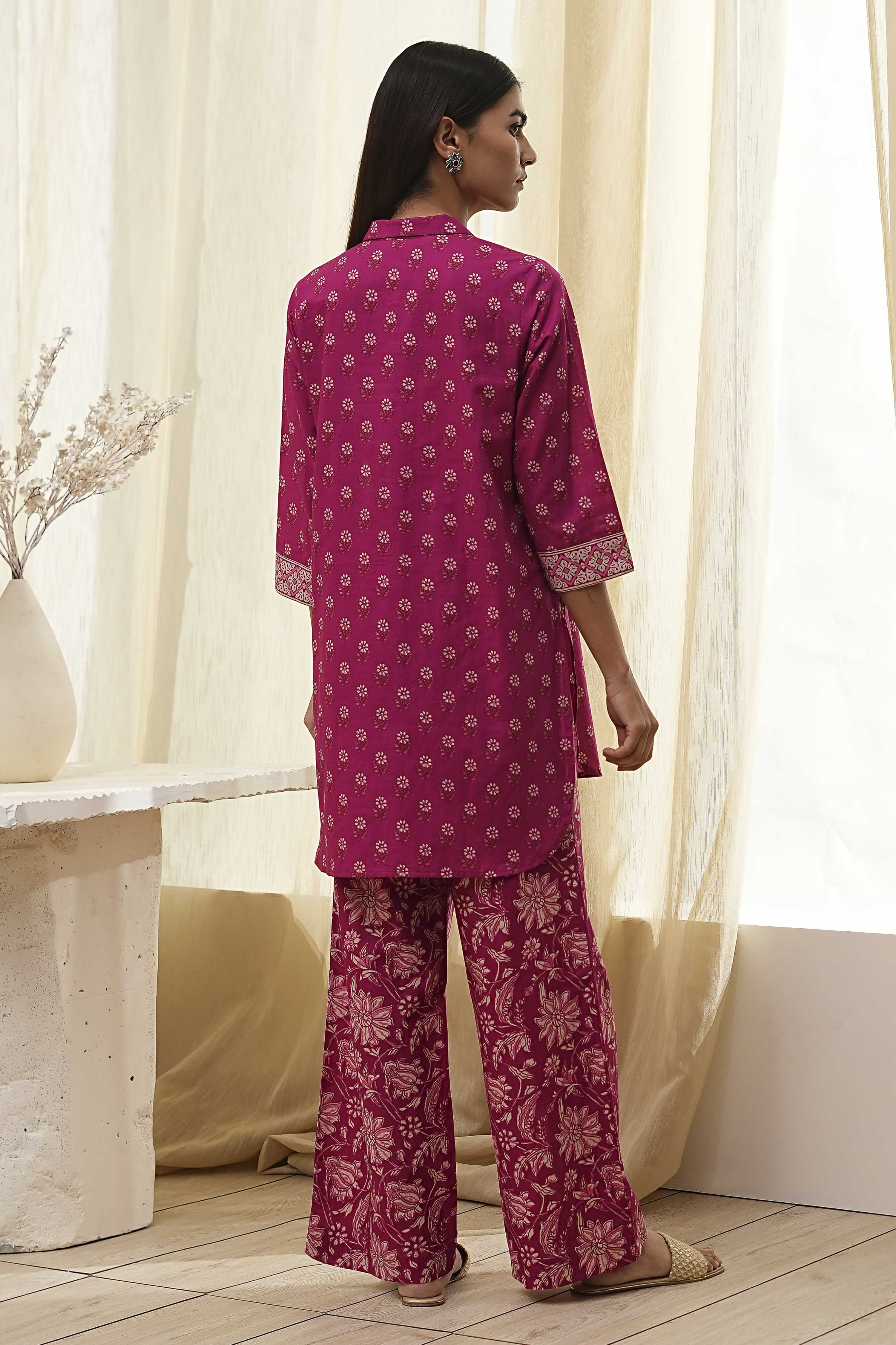 Plum Red Cotton Printed Kurta Set image number 4