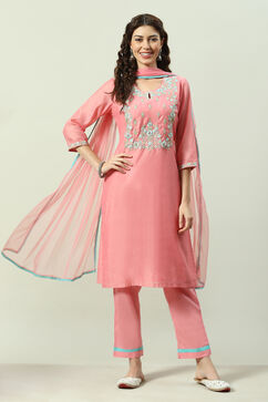 Blush Peach Yarndyed A-Line Kurta Regular Pant Suit Set image number 7