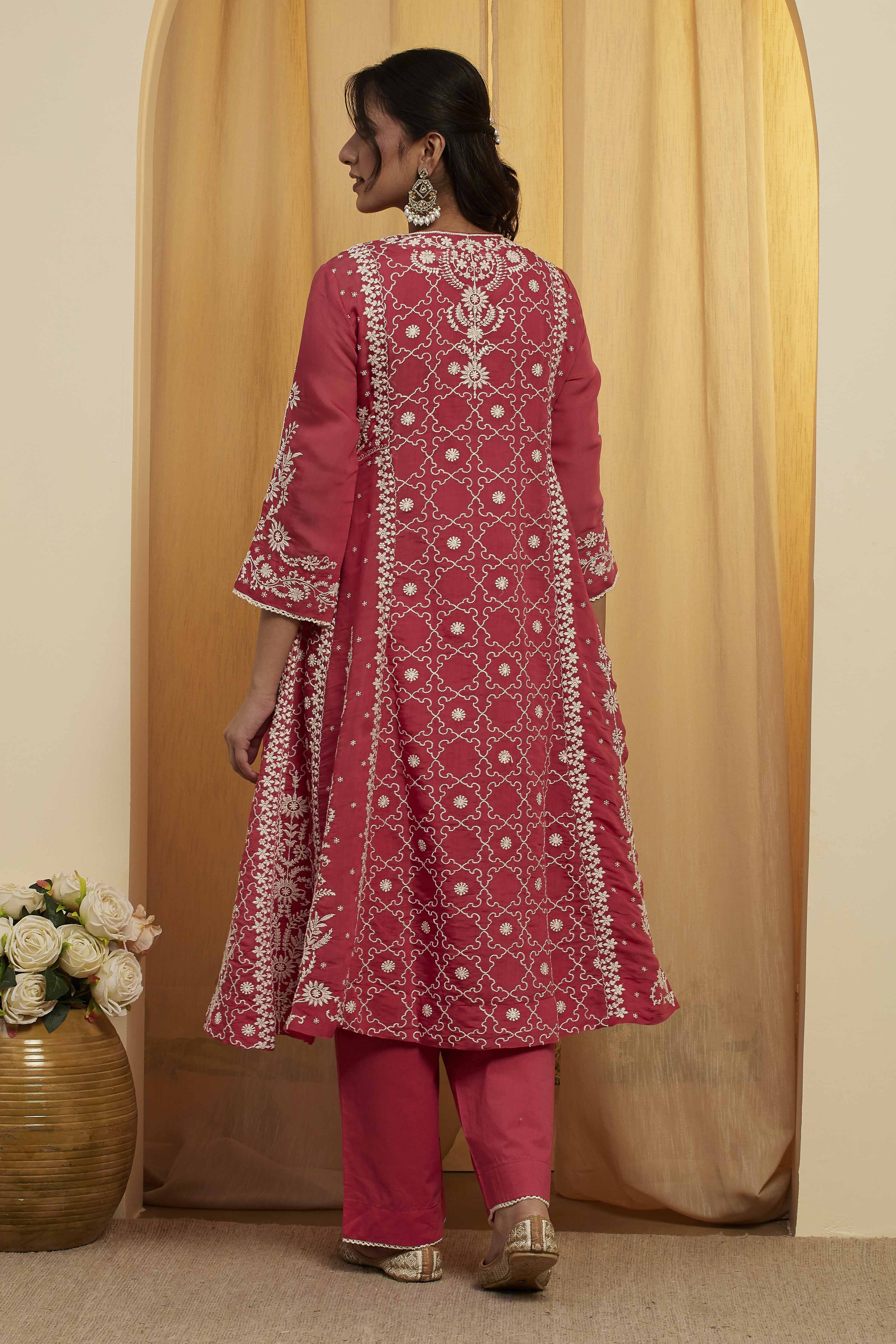 Pink Viscose Blend Floral Design Kalidar Kurta Set image number 5