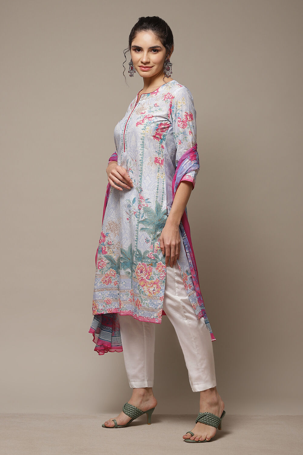 Powder Blue Cotton Straight Kurta Pants Suit Set image number 3