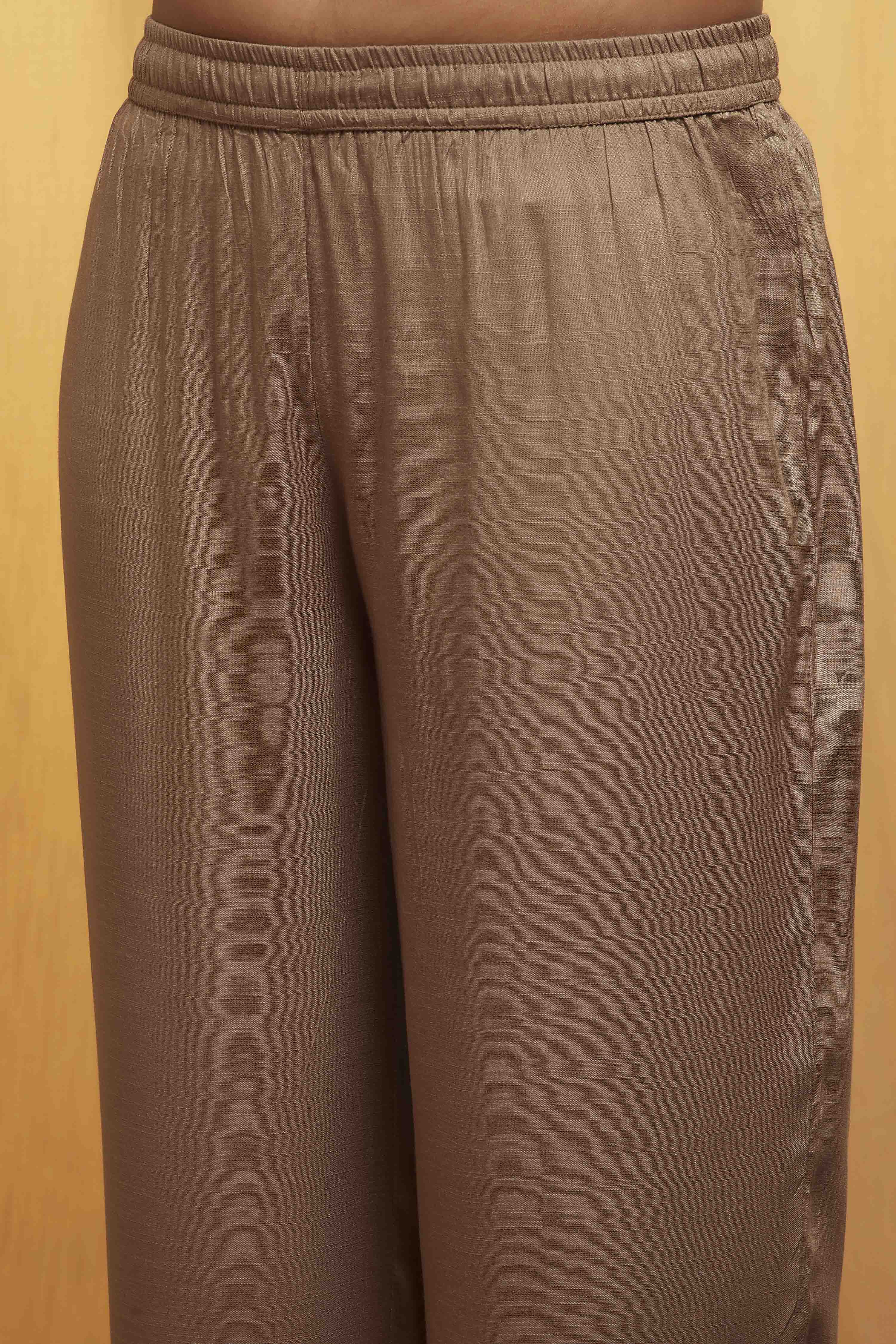 Grey Viscose Metallic Straight Suit Set image number 2