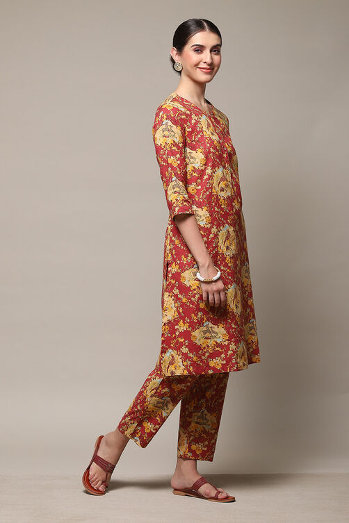 Red Cotton Straight Kurta Relaxed Pant Suit Set image number 5