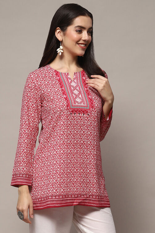 Pink Polyester Straight Kurti image number 4