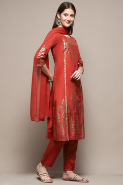 Maroon Viscose Straight Kurta Regular Pant Suit Set image number 6