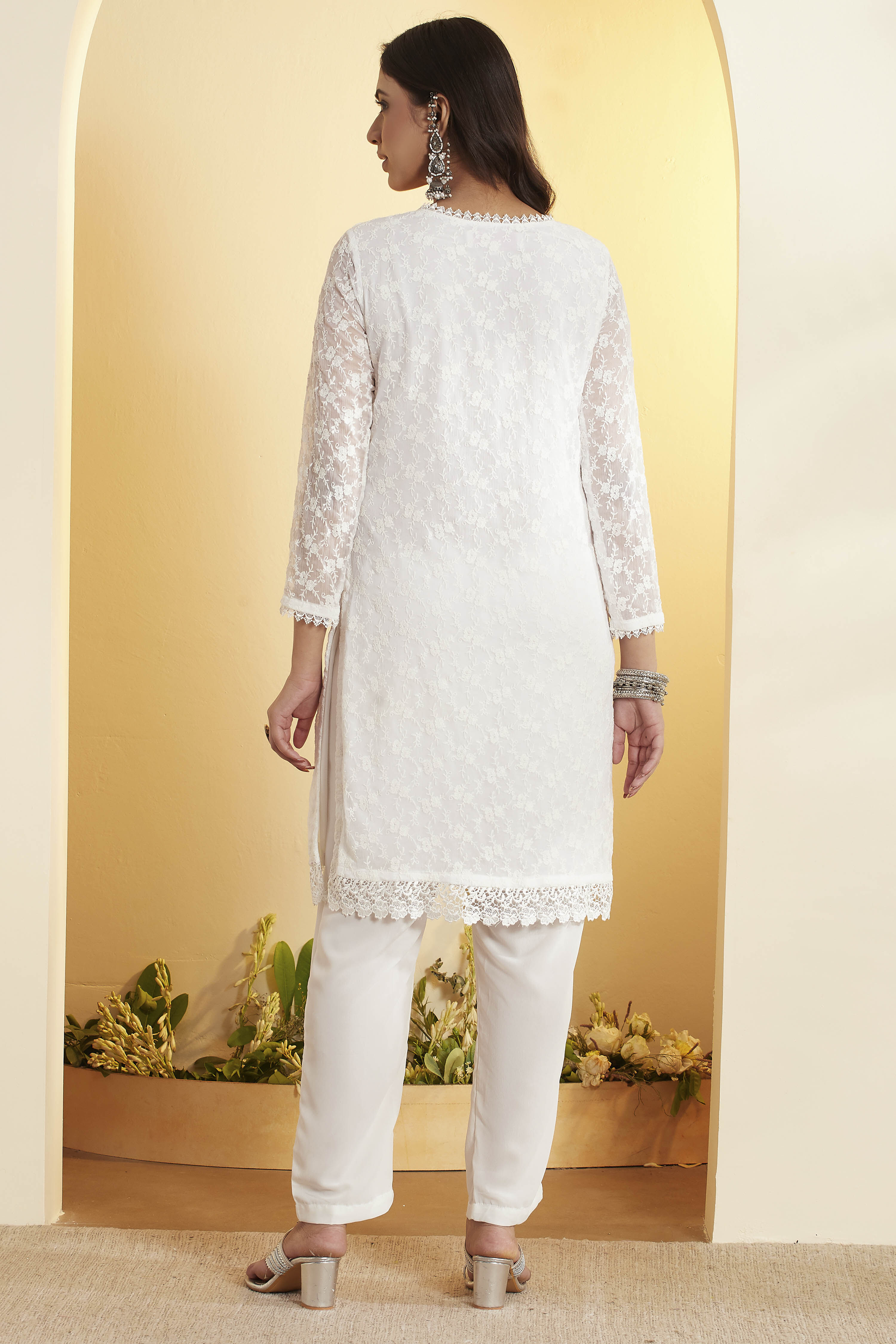 White Lace Straight Chamundi Chiffon Kurta Set image number 5