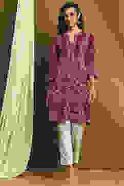 Maroon Jacquard Winter wear Straight Kurta image number 5