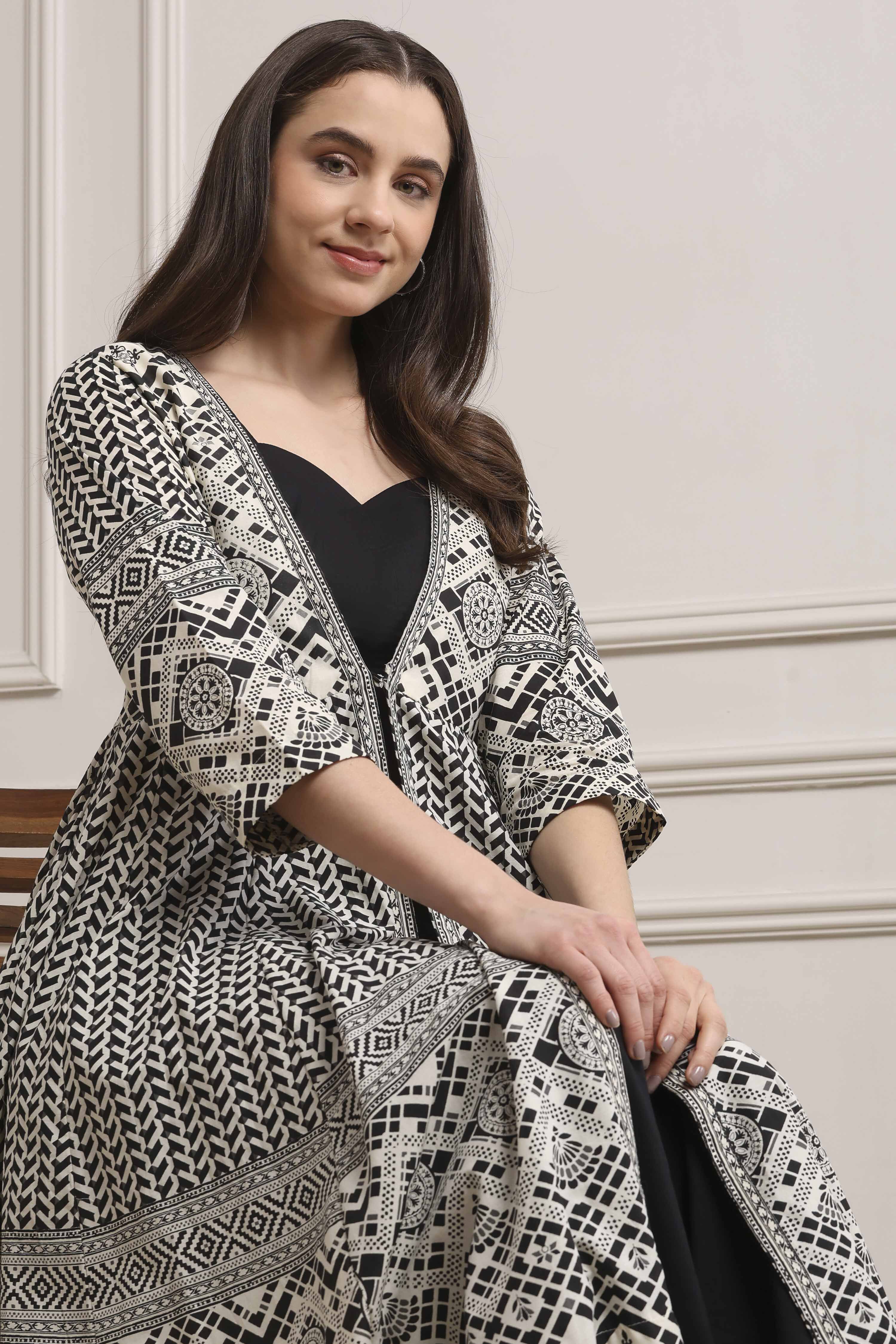 White Cotton Anarkali Fusion Set image number 7