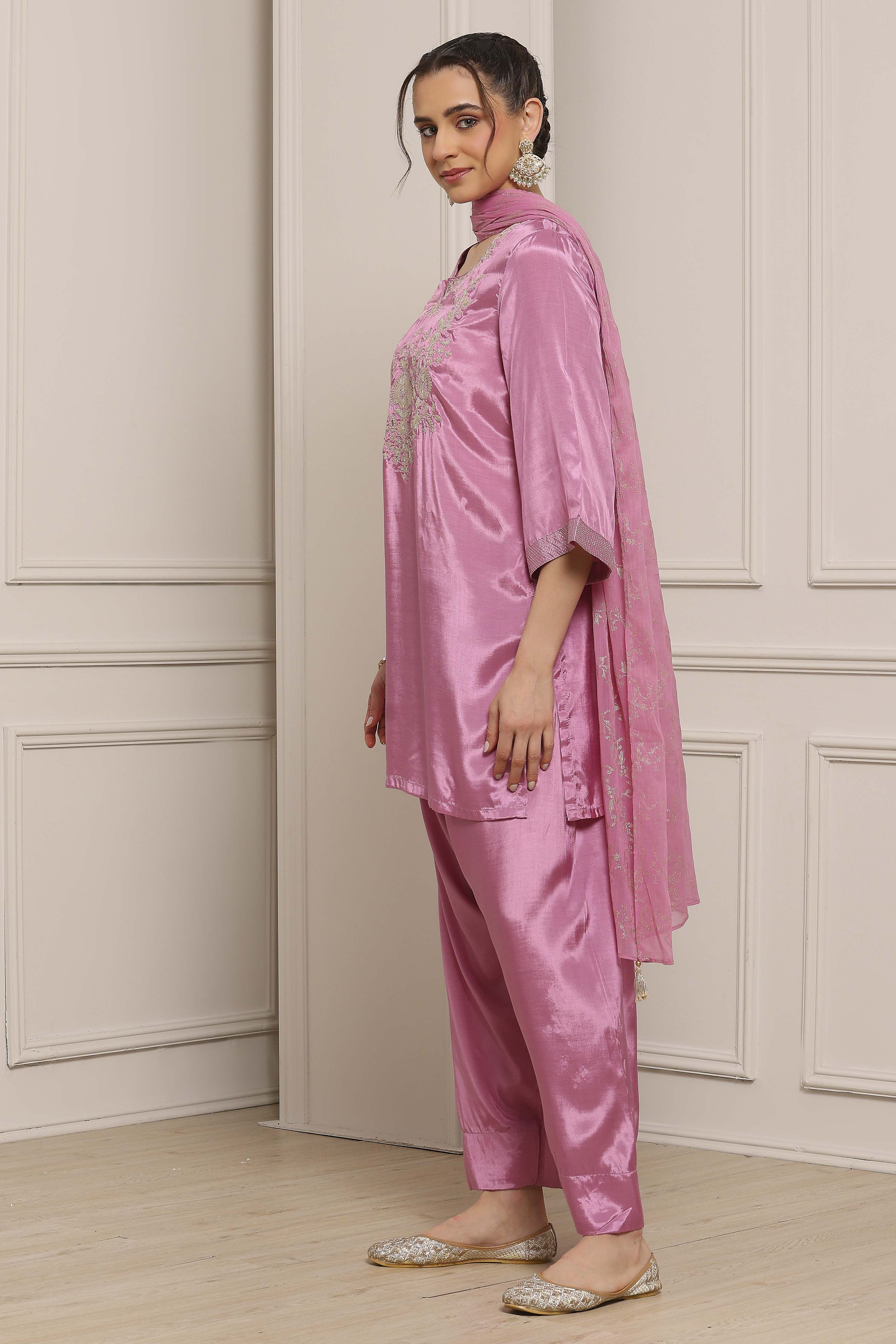 Pink Viscose Shantoon Embroidered Straight Suit Set image number 3