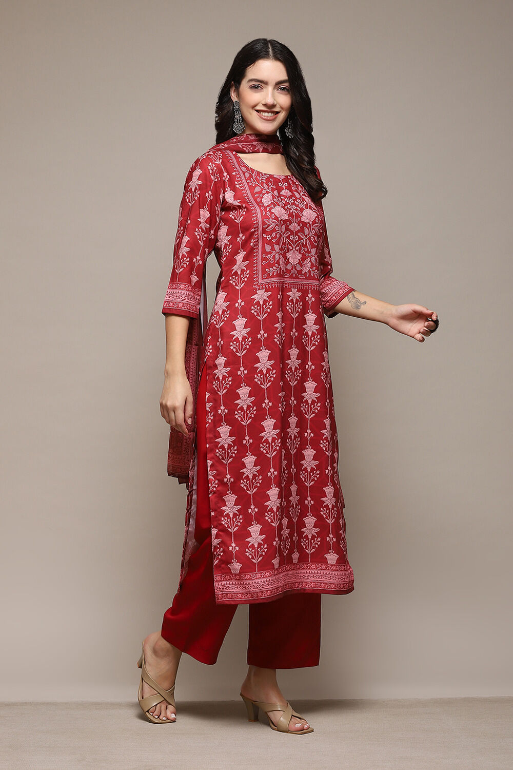 Green & Maroon Silk Blend Digital Print Unstitched Suit Set image number 7