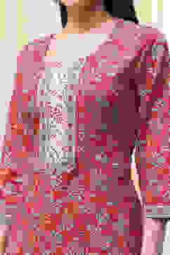 Pink Cotton Screen Print Unstitched Suit Set image number 2