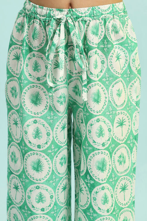 Green and White Cotton A-Line Kurta Set image number 2