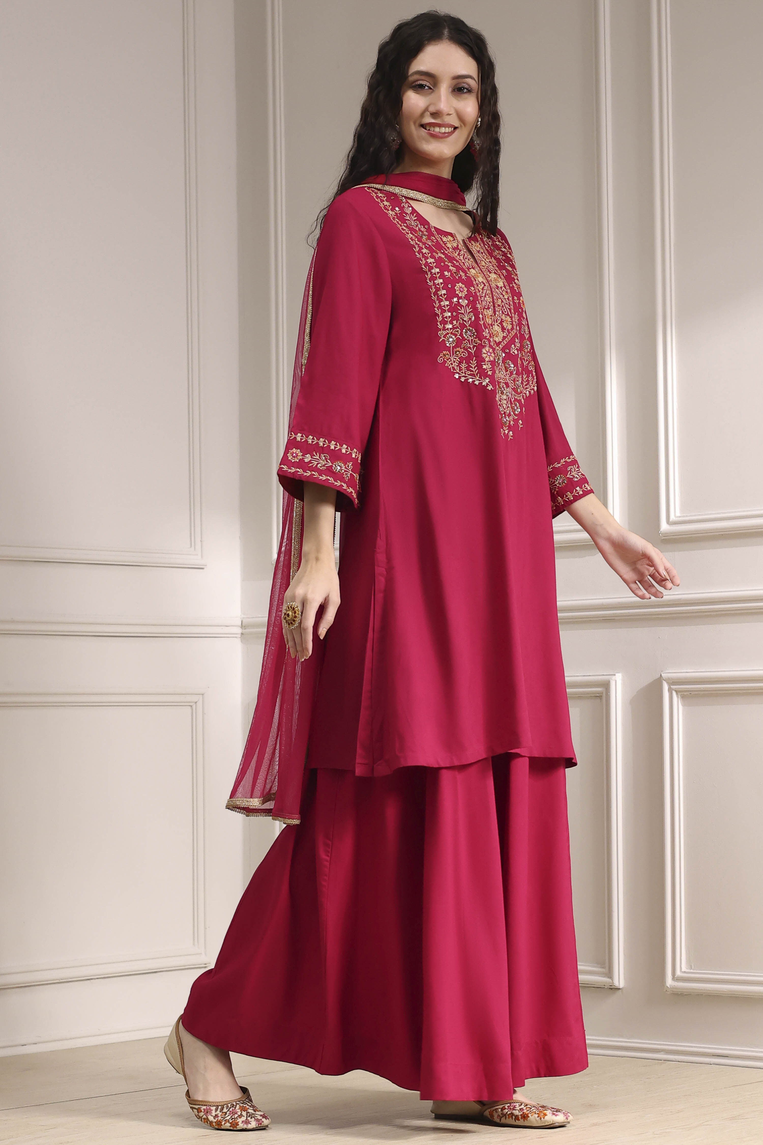 Navy Blue Embroidered Straight Suit Set image number 5