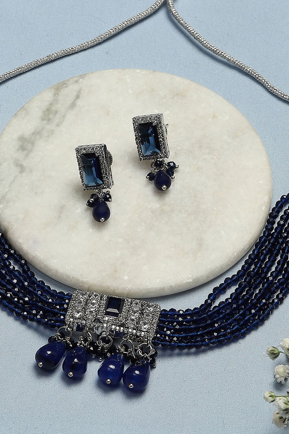 Navy Blue Brass Necklace Set image number 4